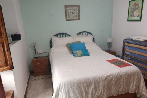 2548 mid room