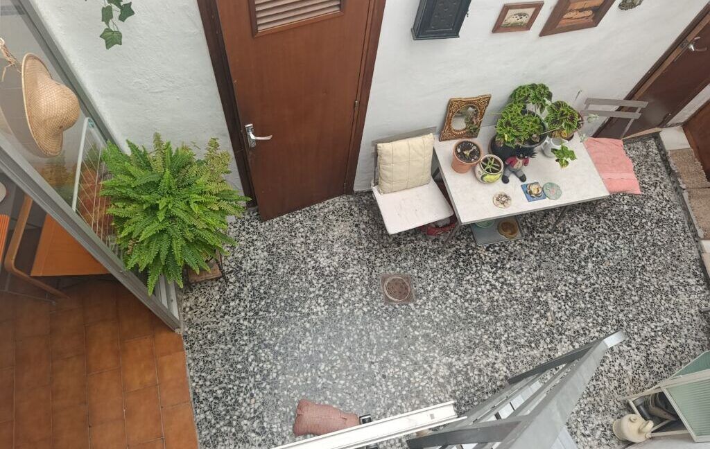 2548 patio