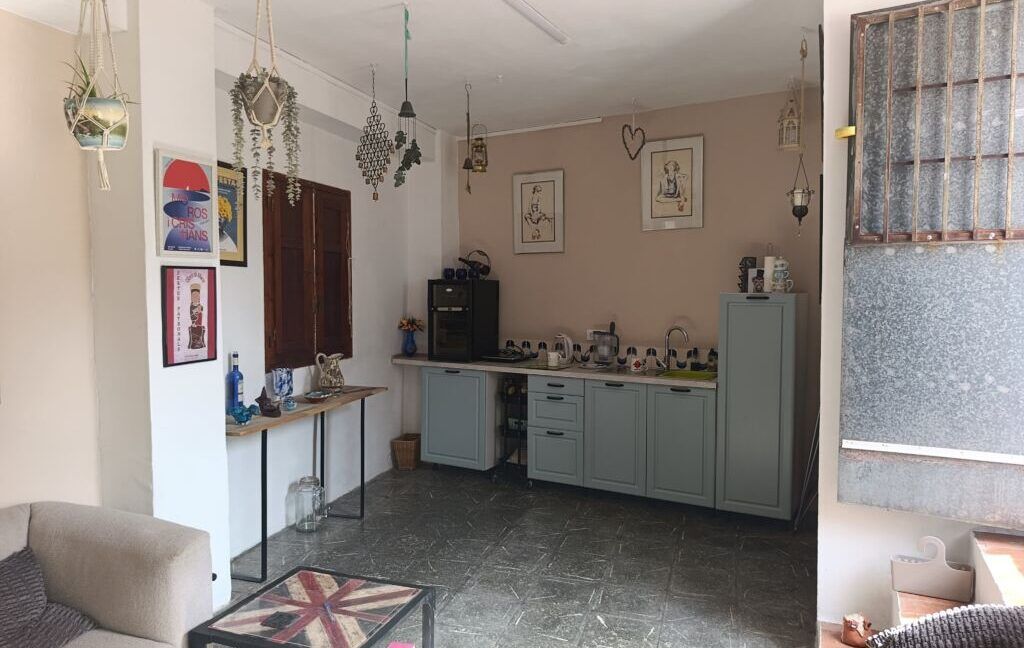 2548 summer kitchen3