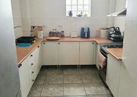 2549 kitchen nw