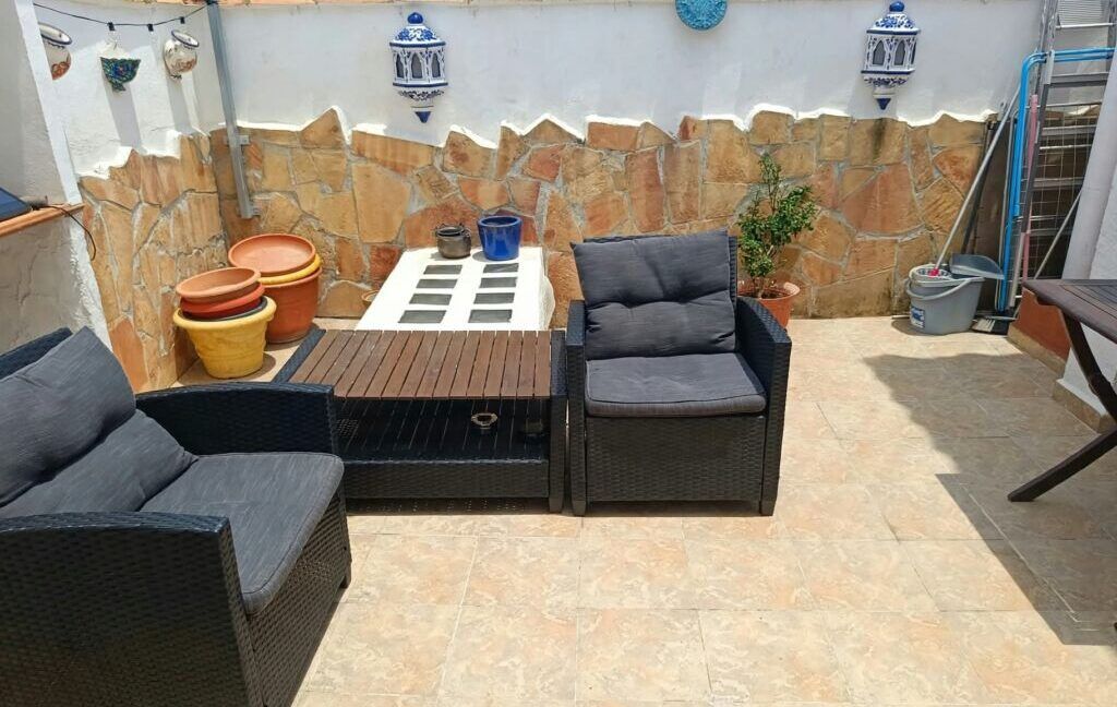 254900 mid terrace