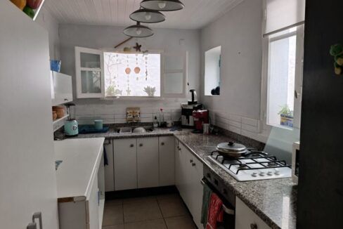 2551 kitchen